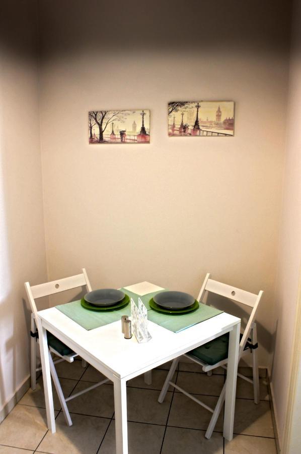 Central Apartment At Koukaki Area Athene Buitenkant foto